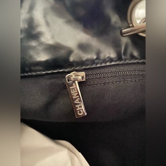 Chanel XL Black Quilted Patent Leather Tote w/ silver Hardware - Picture 7 of 16